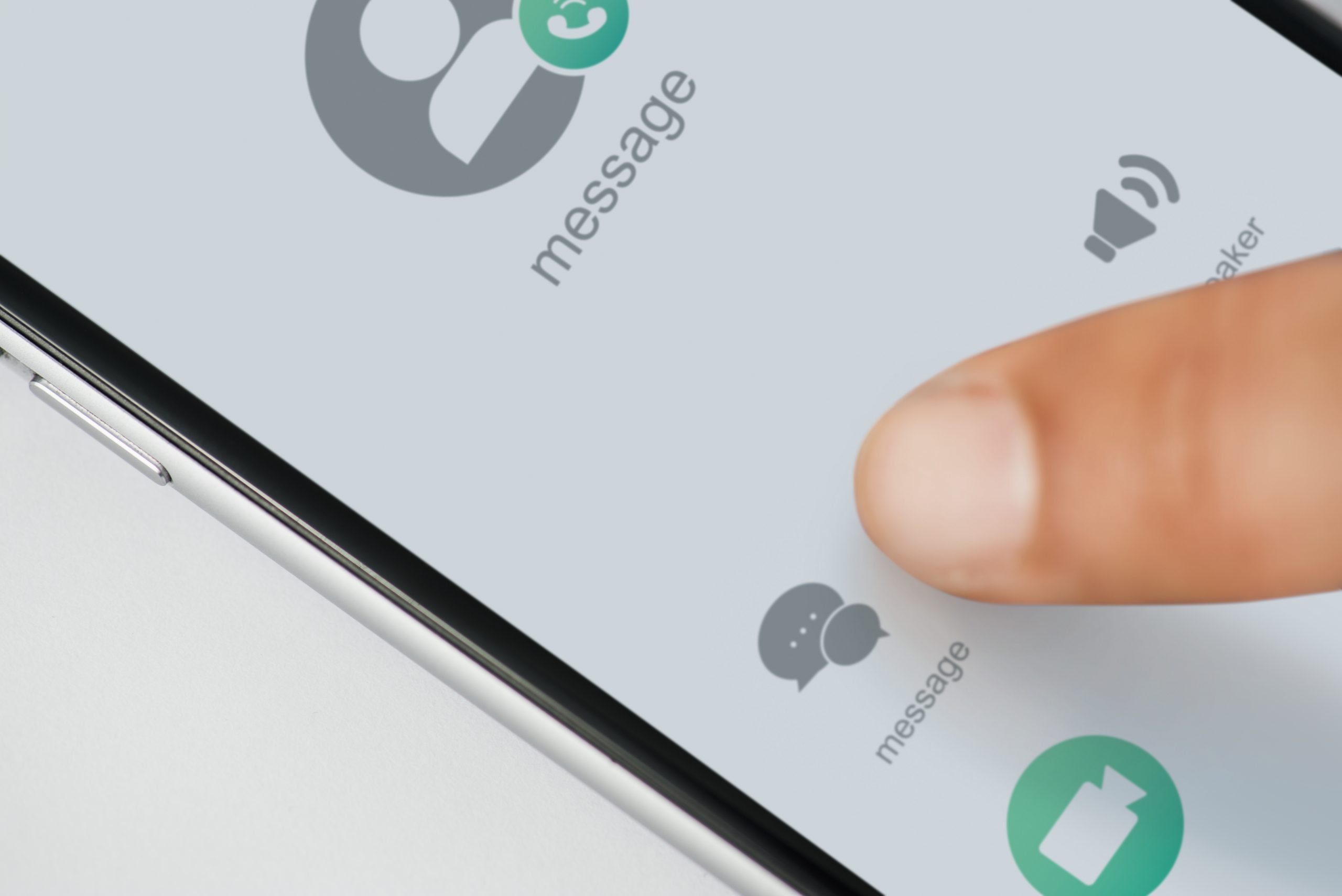 Las 10 reglas de oro para la convivencia en los grupos de WhatsApp o parecidos